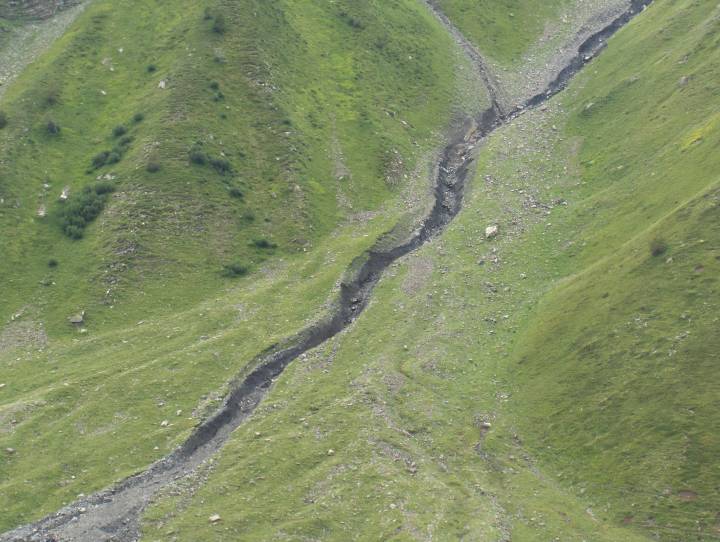 B ravinement face au refuge aiiguille d arve 